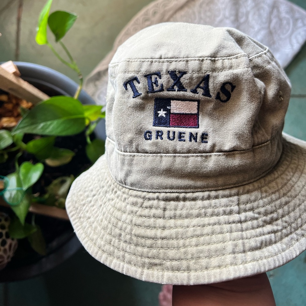 Vintage :: Texas Gruene Bucket Hat